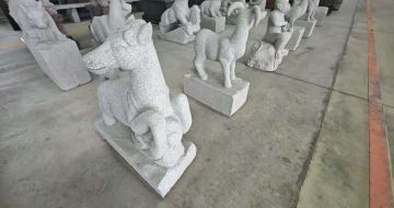 铁岭芝麻白雕刻 十二生肖 异形雕刻