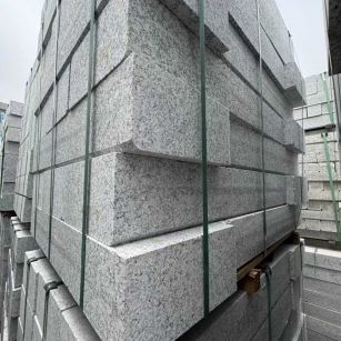 铁岭芝麻白路牙石 马路牙子