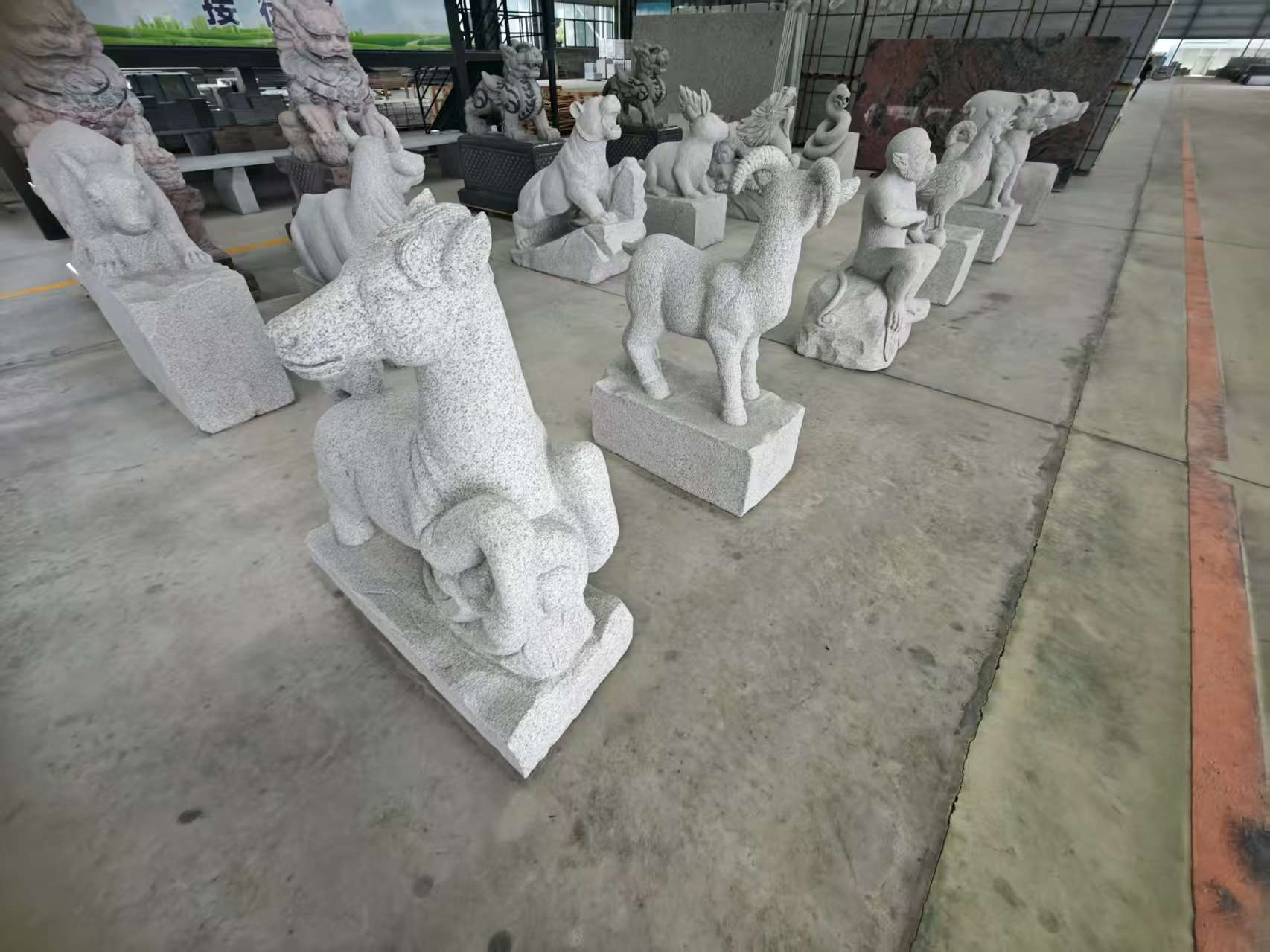铁岭芝麻白雕刻 十二生肖 异形雕刻