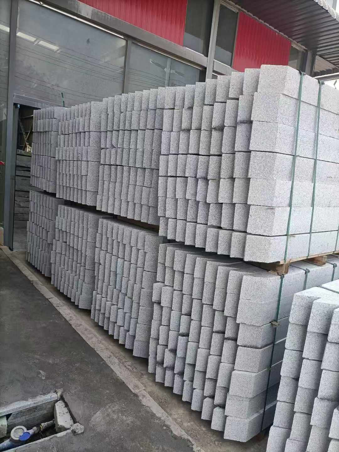 铁岭芝麻白树围石 树池