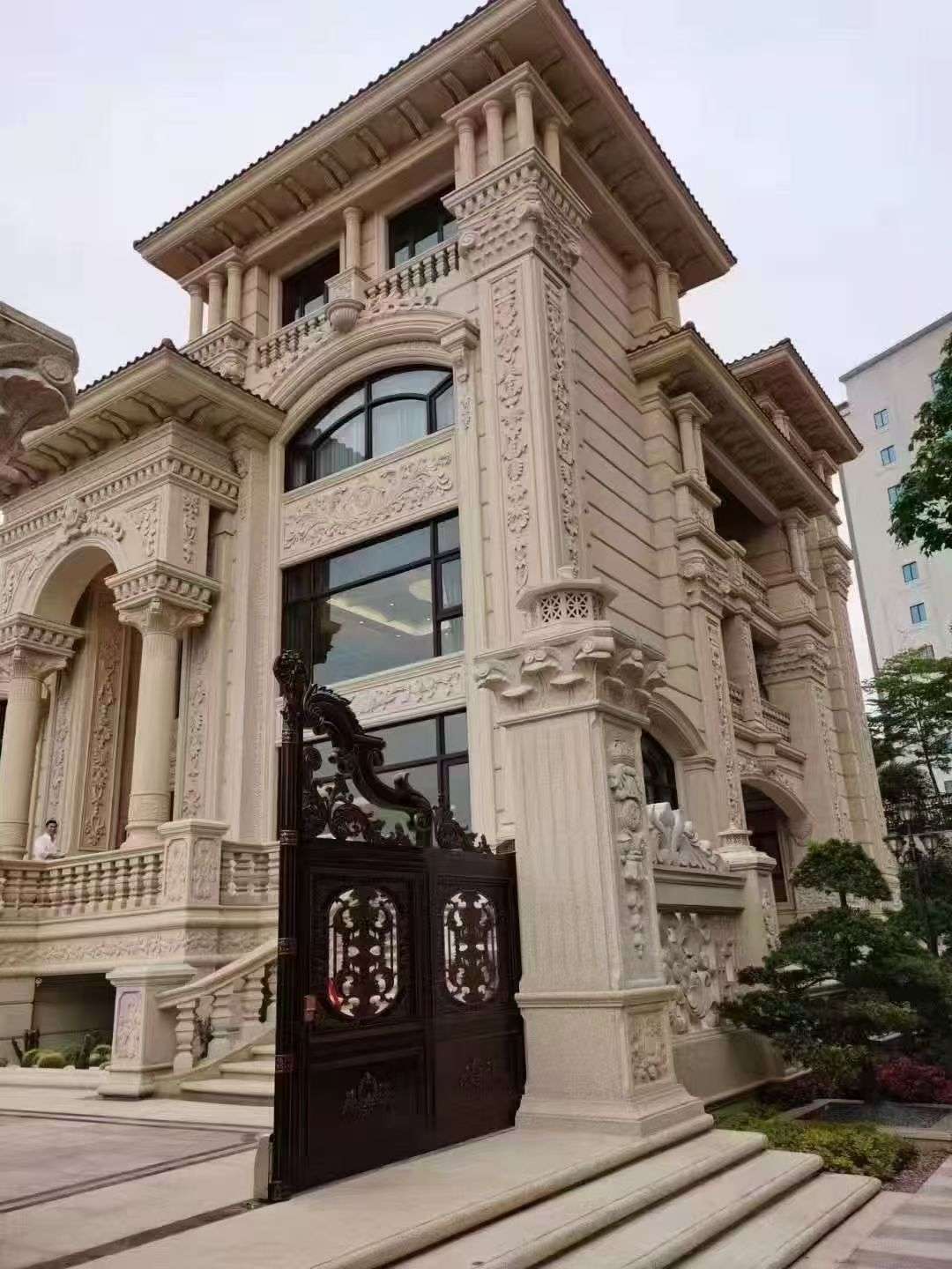 铁岭黄金麻别墅外墙异形定制