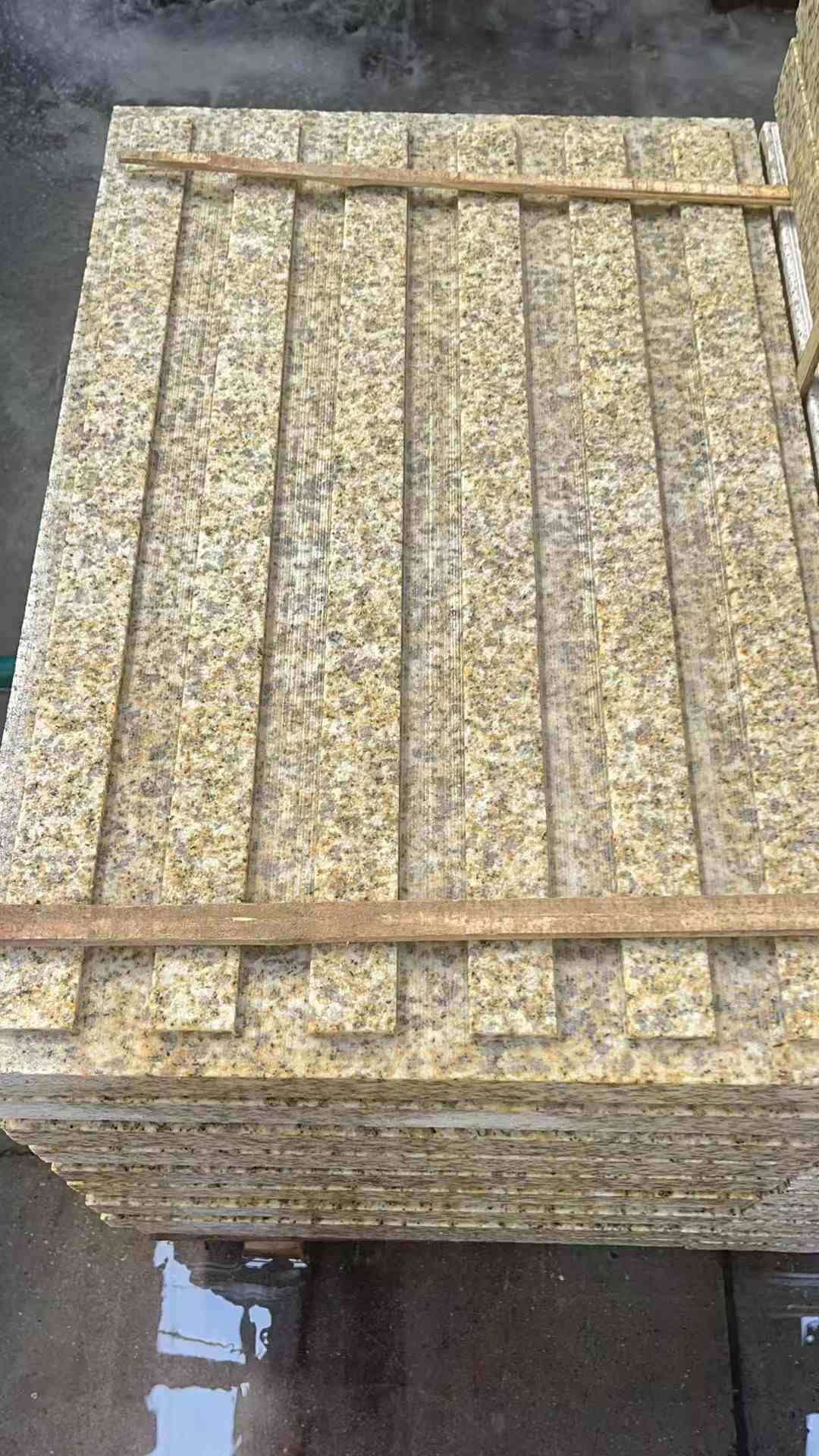 铁岭黄金麻盲道 石材盲道